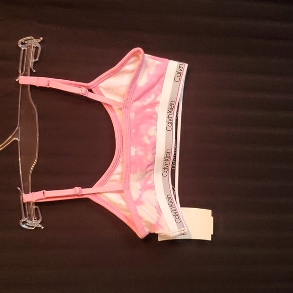 calvin Klein Training Bra Size 6X - Picture 2 of 2